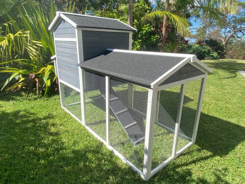 Coops And Cages Resort Chicken Coop