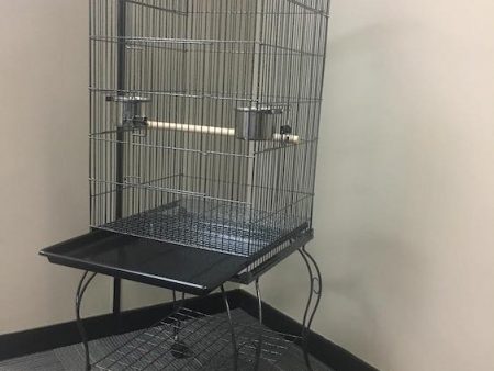 Pull out plastic tray for cleaning - Amy Bird Cage