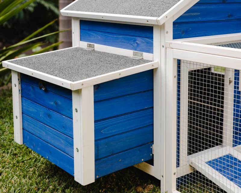 Blue Cottage Nesting Box scaled