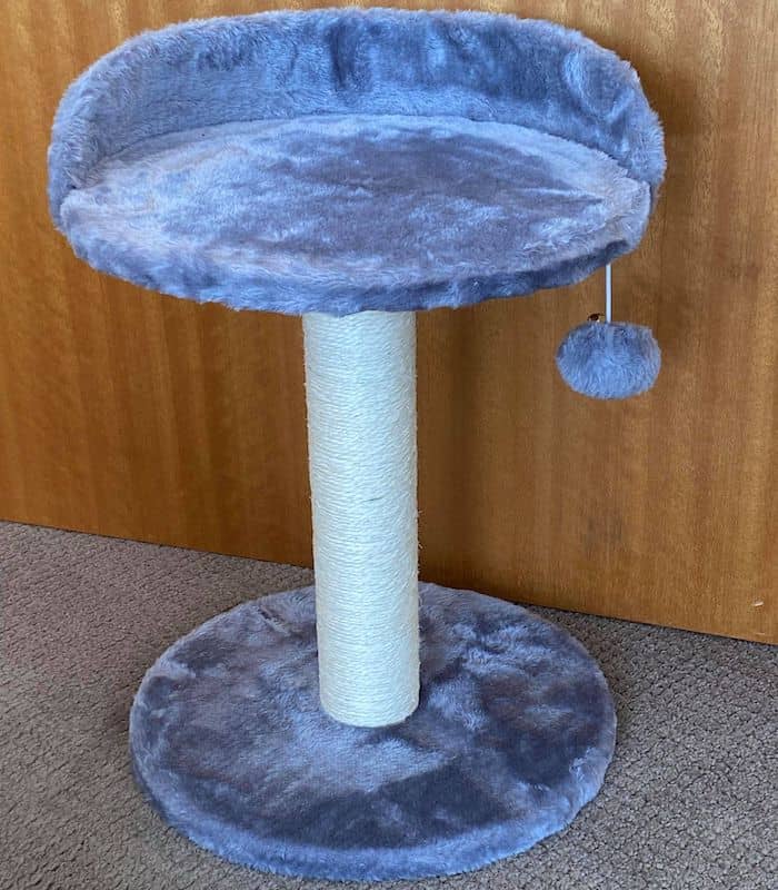Kitty Cat Scratching Post