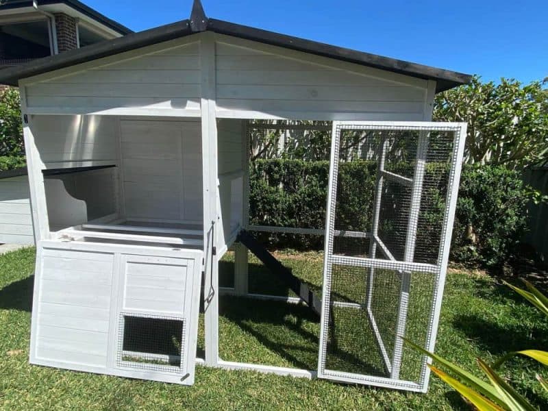Majestic Chicken Coop easy access all areas