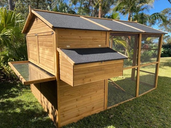 Homestead Cat Enclosure - pull out tray
