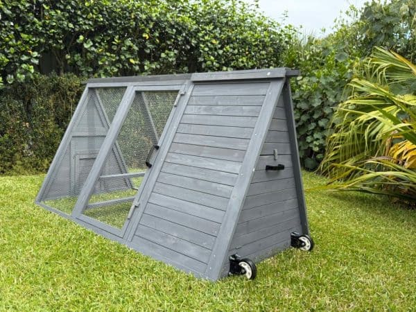 Lodge Hutch - Wheels on One End