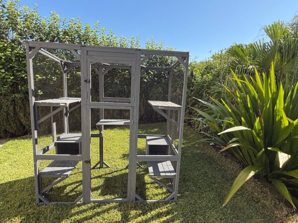 Condo Cat Enclosure - Front view