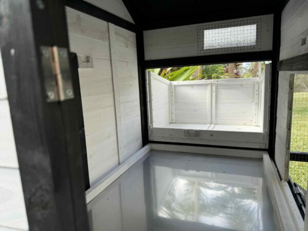 White Connie Cat Enclosure - Enclosed house section